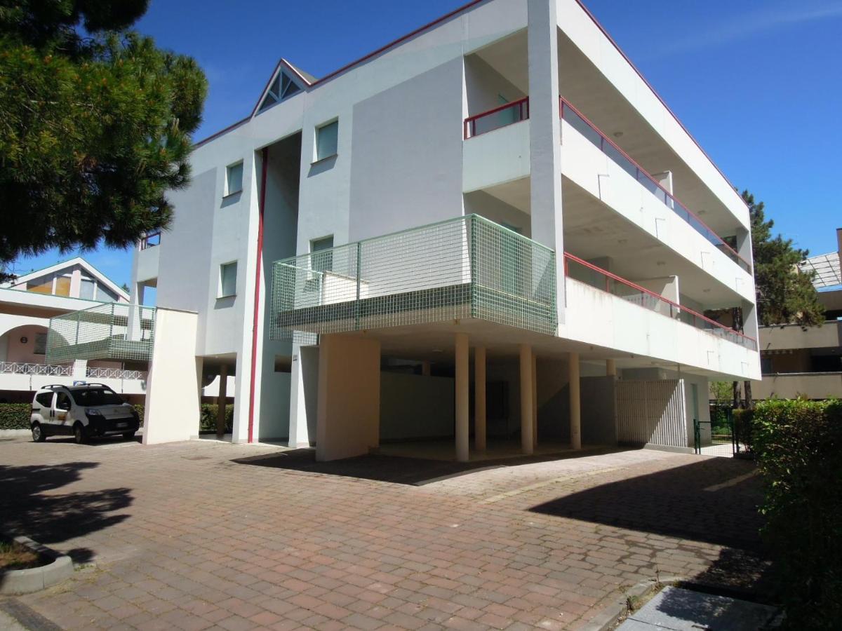 Beautiful Apartment Close To Bibione Beach - Beahost Buitenkant foto