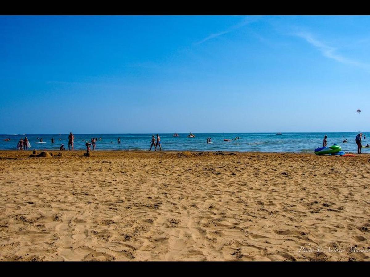 Beautiful Apartment Close To Bibione Beach - Beahost Buitenkant foto